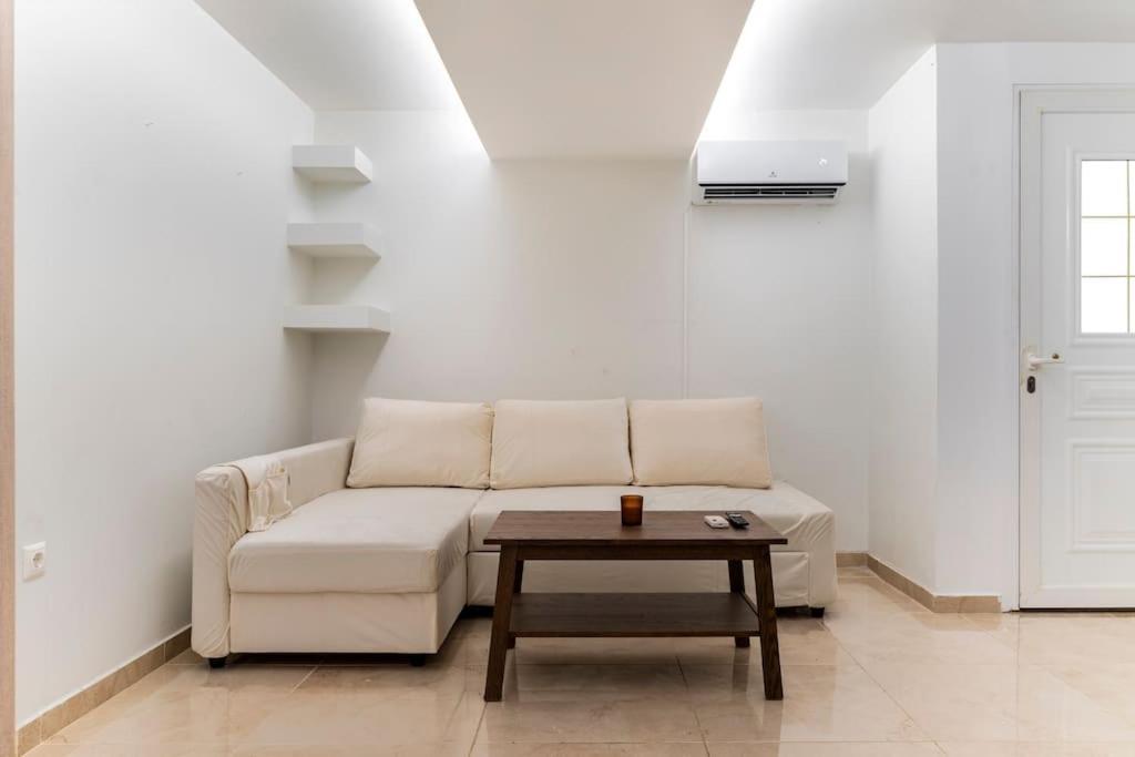 Apartment At Ano Glifada. Athens Exterior photo